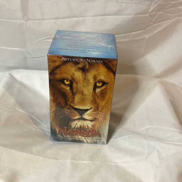 narnia | Other | Nwt Returns To Narnia Book Set 7 | Poshmark
